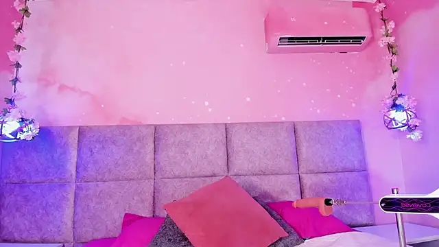 Charlote masson online show from 03-12-26, 09:10