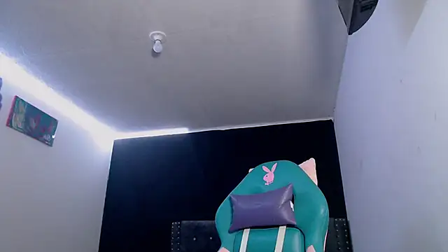 sofia lopez70 online show from 03-22-26, 08:34