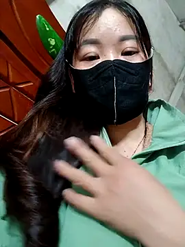 Snapshot of kitti-krush chatting on 11-18-25, 07:02 kitti-krush online show from 11-18-25, 07:02