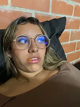 liahot69 online show from 04-05-26, 05:15