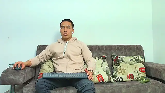 thebadboys05 online show from 04-14-26, 03:45