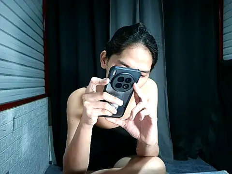 xwildflowerx online show from 12-22-25, 10:34