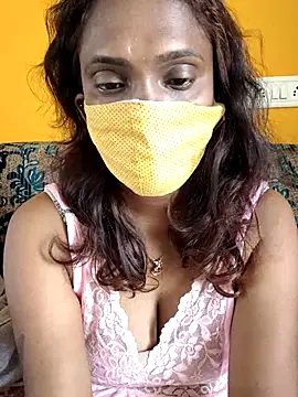 Queen-dhivya online show from 04-16-26, 04:02