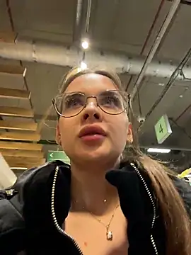 KristiRich online show from 11-29-25, 08:28