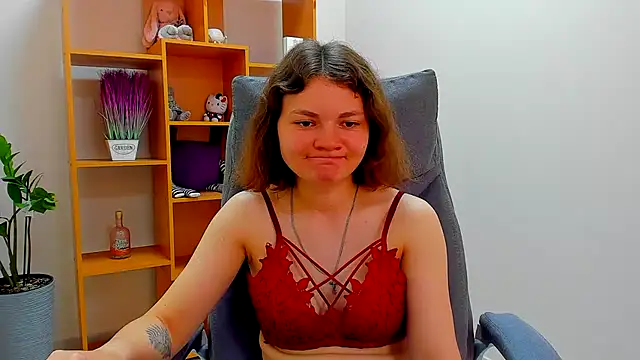 Stella-Maers online show from 06-18-26, 07:30