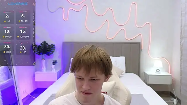 Fakeangel87 online show from 11-07-25, 08:58