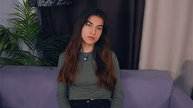 Snapshot of JoelleAter chatting on 11-01-25, 02:19 JoelleAter online show from 11-01-25, 02:19