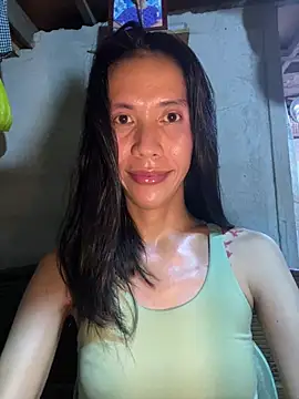 Snapshot of bellaUtops chatting on 05-08-26, 12:54 bellaUtops online show from 05-08-26, 12:54