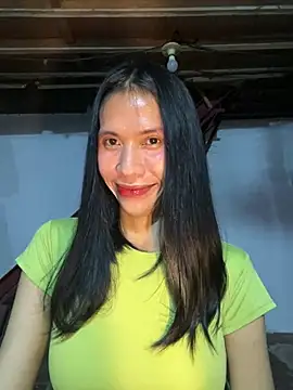 Snapshot of bellaUtops chatting on 05-22-26, 01:17 bellaUtops online show from 05-22-26, 01:17