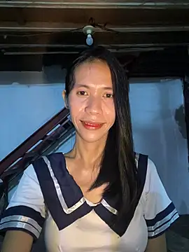 Snapshot of bellaUtops chatting on 06-03-26, 03:17 bellaUtops online show from 06-03-26, 03:17