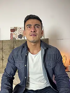 Chris Clarck online show from 12-22-25, 08:39