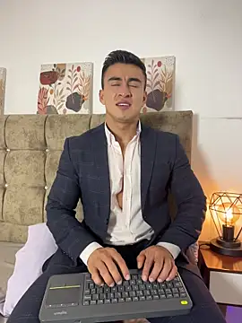 Chris Clarck online show from 01-07-26, 08:33