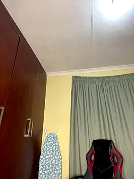 MiyaXo2 online show from 12-19-25, 08:38