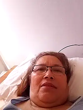 Snapshot of Cessi50 chatting on 07-07-26, 03:16 Cessi50 online show from 07-07-26, 03:16