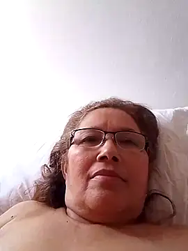 Snapshot of Cessi50 chatting on 07-12-26, 05:59 Cessi50 online show from 07-12-26, 05:59