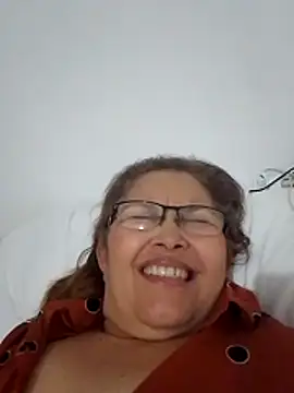 Snapshot of Cessi50 chatting on 07-15-26, 01:11 Cessi50 online show from 07-15-26, 01:11