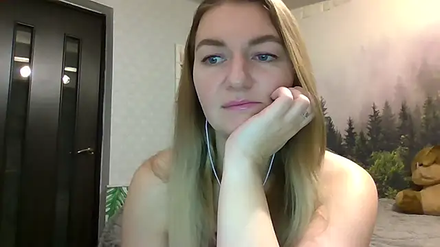 CandyOLimeX online show from 12-18-25, 10:16