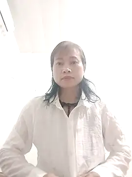 Snapshot of Kiuwi-omao chatting on 11-06-25, 01:12 Kiuwi-omao online show from 11-06-25, 01:12