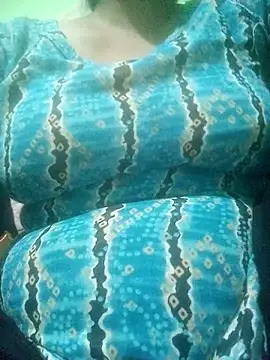 Tina 250 online show from 04-16-26, 01:23