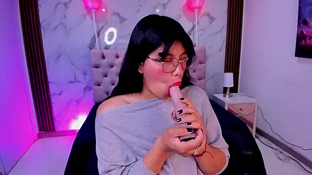 EsmeraldaChantre online show from 01-15-26, 11:48