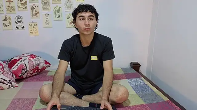 Raven Eclipse online show from 04-17-26, 04:32