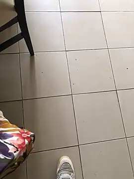 Snapshot of Maqbur chatting on 11-01-25, 03:47 Maqbur online show from 11-01-25, 03:47