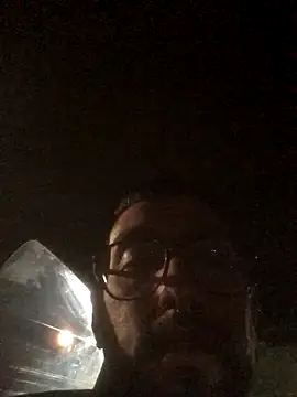 Snapshot of Maqbur chatting on 11-08-25, 03:07 Maqbur online show from 11-08-25, 03:07