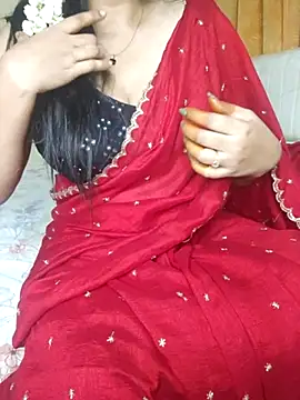 Snapshot of mouni499 chatting on 05-25-26, 05:30 mouni499 online show from 05-25-26, 05:30