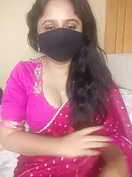 Snapshot of mouni499 chatting on 05-27-26, 02:58 mouni499 online show from 05-27-26, 02:58