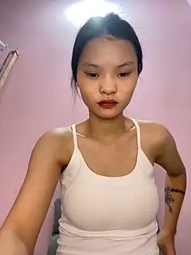 lung-linh online show from 11-28-25, 08:06