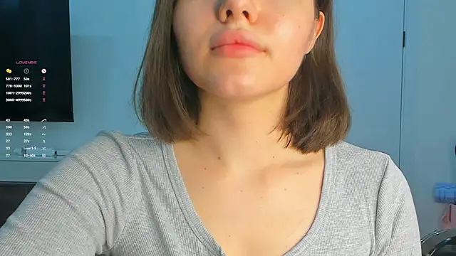 Xo Laura online show from 04-13-26, 06:13