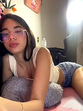 Milleradhara24 online show from 12-14-25, 09:47