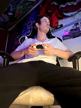 mascboyyy online show from 11-10-25, 07:07