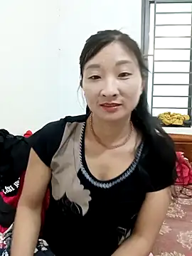 wees-lind online show from 11-30-25, 01:20