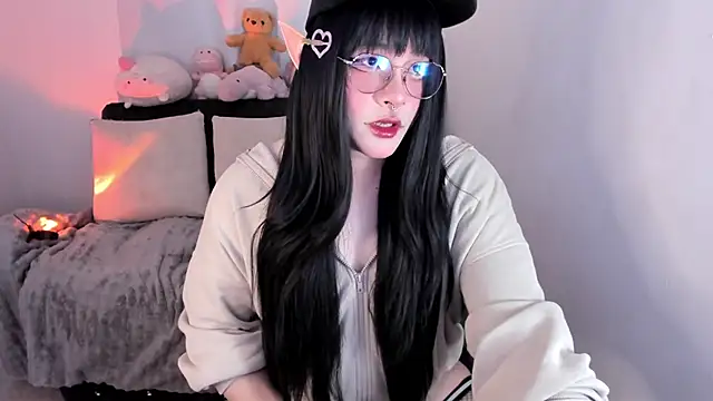 Snapshot of Omorimori chatting on 03-13-26, 02:45 Omorimori online show from 03-13-26, 02:45