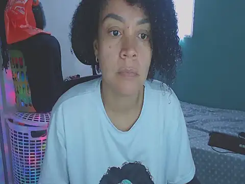 shayna cute online show from 06-19-26, 08:01