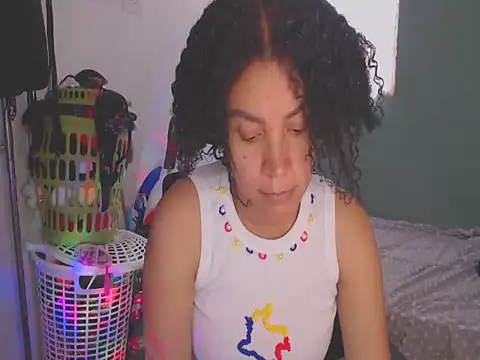 shayna cute online show from 07-03-26, 10:27