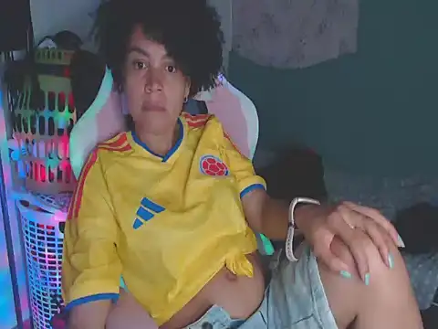 shayna cute online show from 07-08-26, 01:43