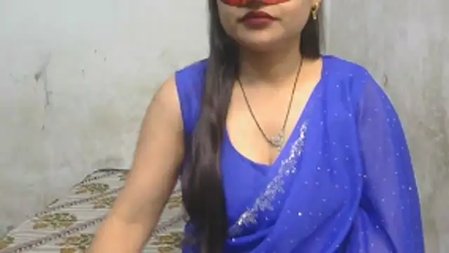 Snapshot of Sneha_lovely01 chatting on 05-06-26, 04:34 Sneha lovely01 online show from 05-06-26, 04:34