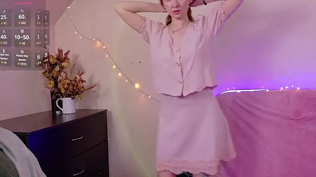 TinyMuse  online show from 11-20-25, 11:43