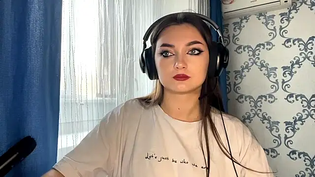 TwotyBright online show from 11-14-25, 08:02