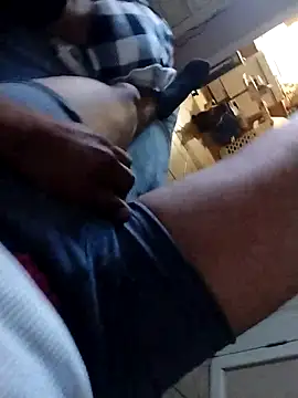 m8je online show from 12-20-25, 12:56