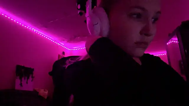 KarinRobertson online show from 11-16-25, 08:14