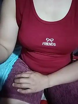 Snapshot of Sara_pusyy chatting on 06-07-26, 01:04 Sara pusyy online show from 06-07-26, 01:04