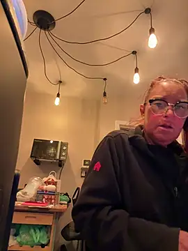 Angel-LinaX online show from 01-14-26, 04:34