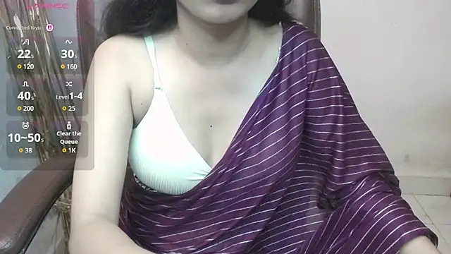 Snapshot of horneyworld007 chatting on 07-23-26, 03:32 horneyworld007 online show from 07-23-26, 03:32