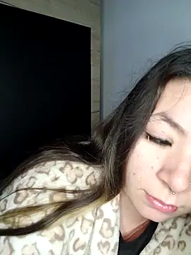 Baby Myla online show from 11-28-25, 09:06