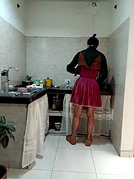 PaulinaLondra2 online show from 11-12-25, 02:39