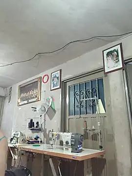 PaulinaLondra2 online show from 12-17-25, 11:16