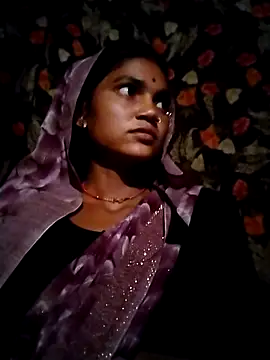 Snapshot of Jooli_cuty chatting on 02-07-26, 02:43 Jooli cuty online show from 02-07-26, 02:43